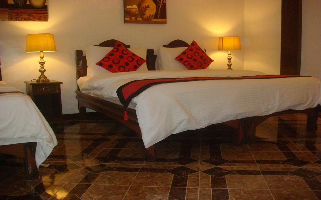 Padre Burgos Castle Resort Surigao Ngoại thất bức ảnh